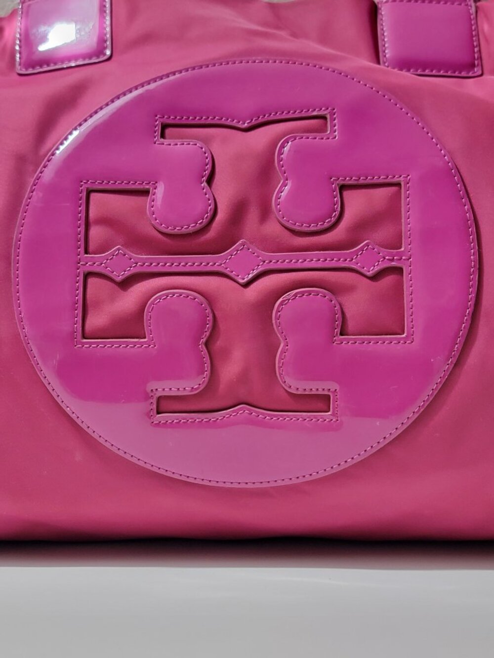 Tory Burch Ella Nylon Tote Bag Large Magenta Pink Patent Leather Shoulder Purse - Picture 2 of 14